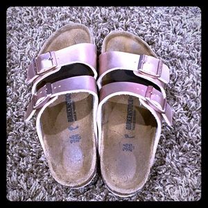 Youth size 34 Birkenstock’s